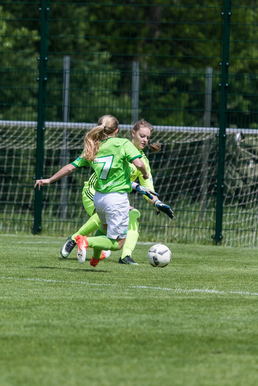 Bild 52 - wBJ HSV - VfL Wolfsburg : Ergebnis: 4:1